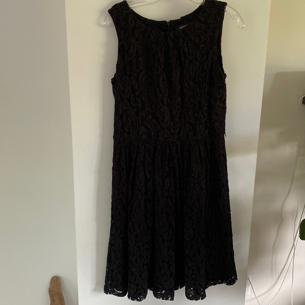 ELLEN TRACY black lace sleeveless dress pleated neck gathered skirt lined 10